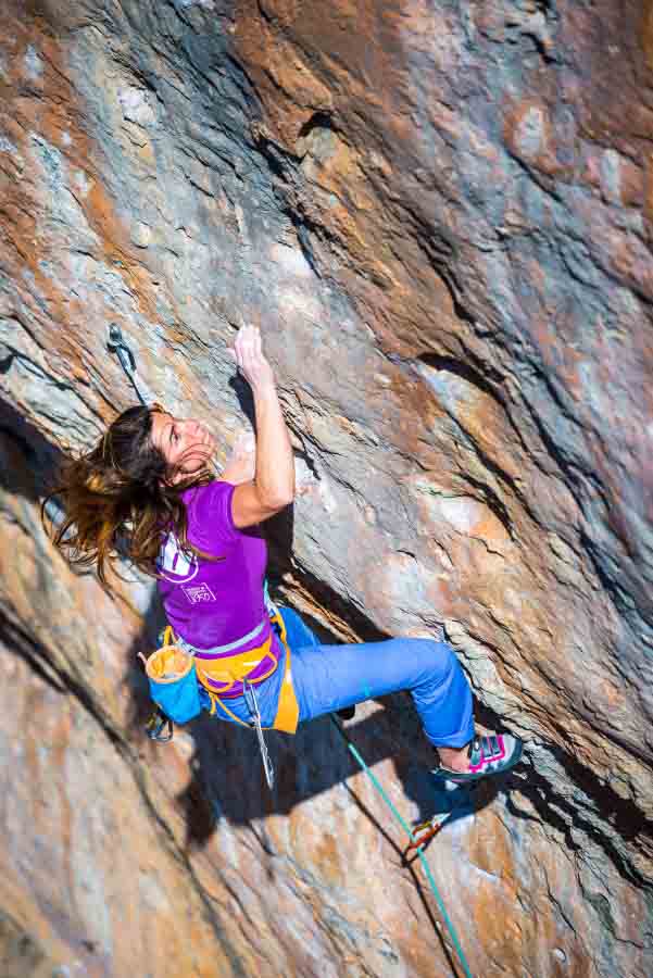 Camille DOUMAS dans "Madame Olive", 7b+ à Cantobre (12), France.