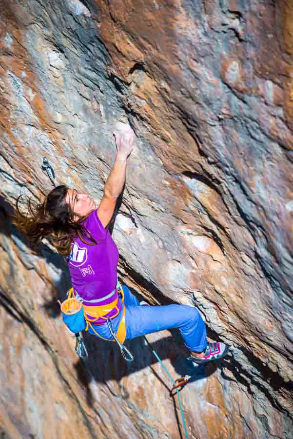 Camille DOUMAS dans "Madame Olive", 7b+ à Cantobre (12), France.