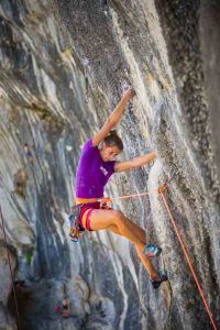 Charlotte DURIF à vue dans "La guerre des paires", 8a - La Ramirole, Gorges du Verdon.