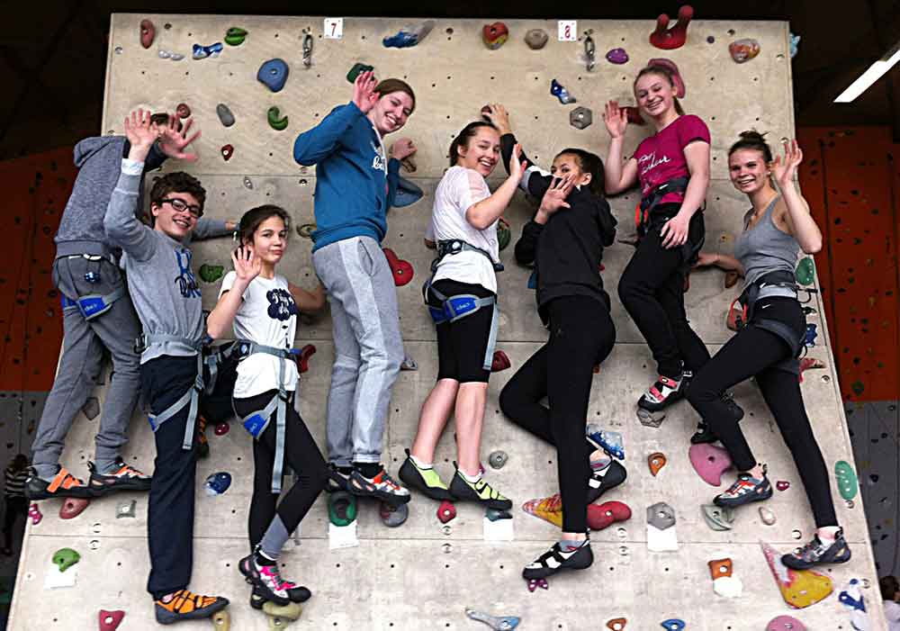 des chaussons d'escalade pour le college de villeneuve