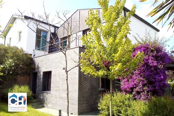 villa climbers house