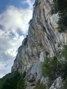 falaise deversante de babala