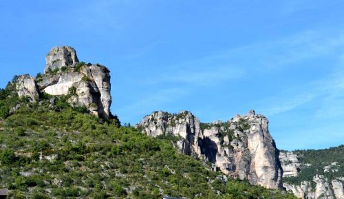 escalade dans les gorges de la jonte